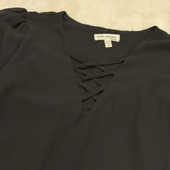 Faith & Joy Black Crisscross V-Neck Blouse Size Small | Chic Work Layer - Picture 3 of 5